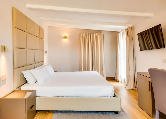 V Collection Relais Badoer Oda ve Kahvaltı 4*