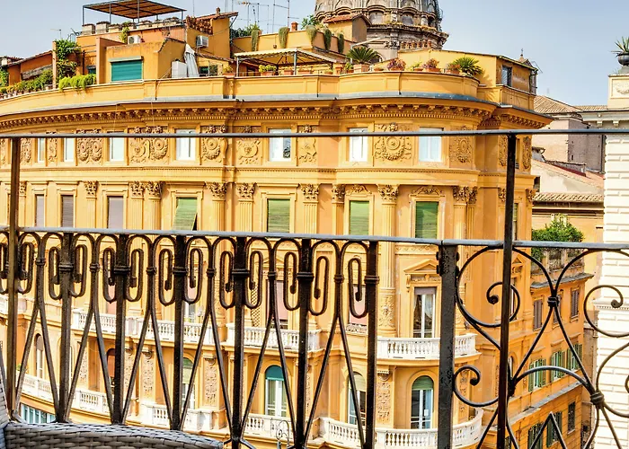 Oda ve Kahvaltı V Collection Relais Badoer Roma